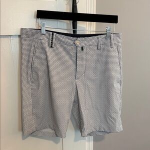 Chervo Men's White Micro-Dot Flat Front Shorts